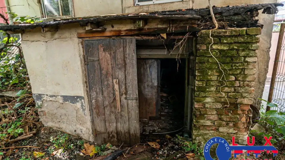 Fotografie 12: Exclusivitate, Teren pe Strada Griviței