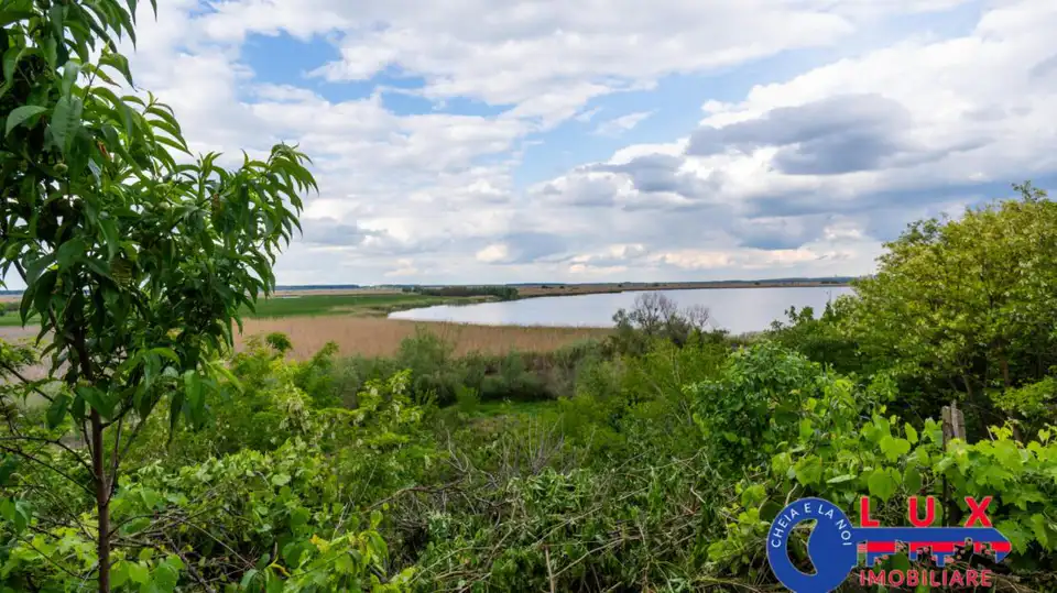 Fotografie 13: Exclusivitate Casă cu vedere la Lacul Somova!