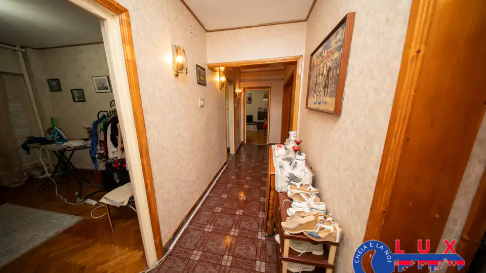 Fotografie 14: Apartament 3 camere, Strada Victoriei, Etaj 2