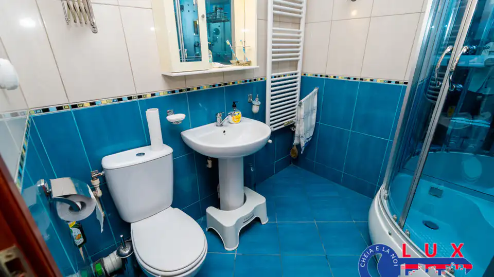 Fotografie 21: Duplex propus spre, Ultracentral
