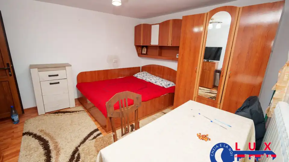 Fotografie 21: Exclusivitate, Casă PE Strada Trandafirilor