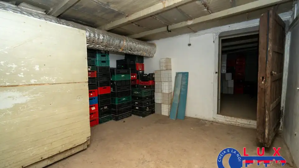 Fotografie 12: Exclusivitate, Depozit
