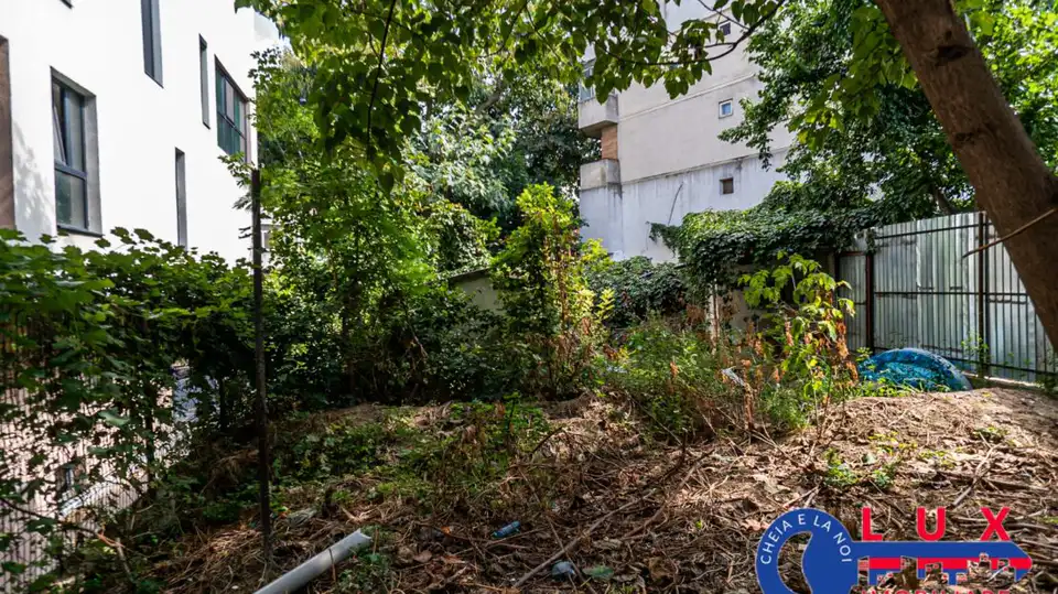 Fotografie 14: Exclusivitate, Teren pe Strada Griviței