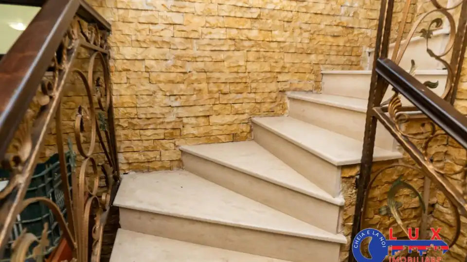 Fotografie 24: Vila modernă D+P+E+pod în Zona Alexandru cel Bun