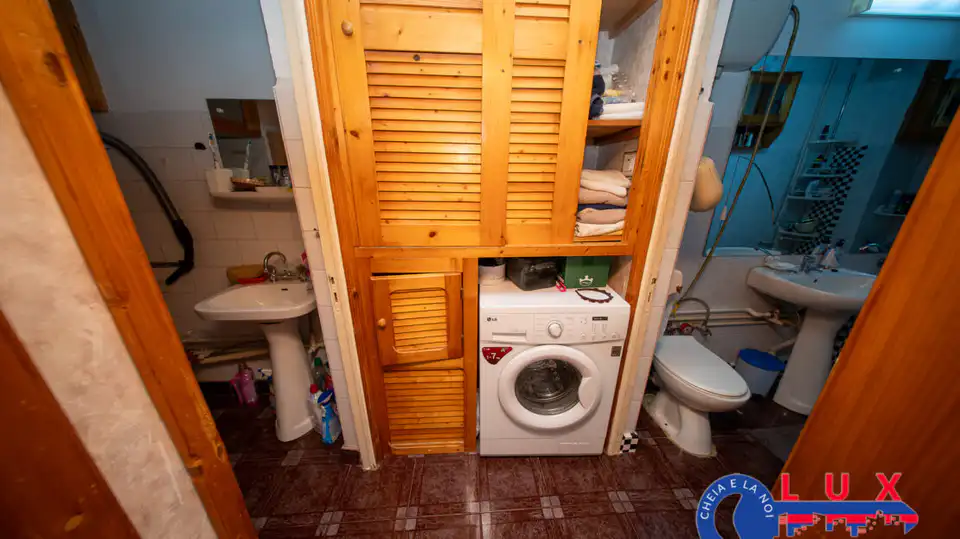Fotografie 20: Apartament 3 camere, Strada Victoriei, Etaj 2