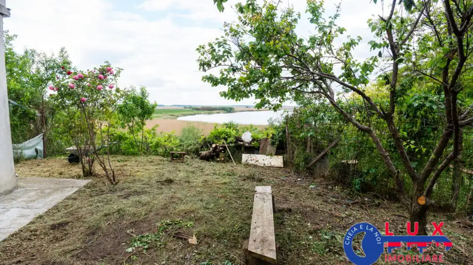 Fotografie 12: Exclusivitate Casă cu vedere la Lacul Somova!