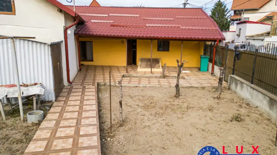 Fotografie 4: Exclusivitate, Casă PE Strada Trandafirilor