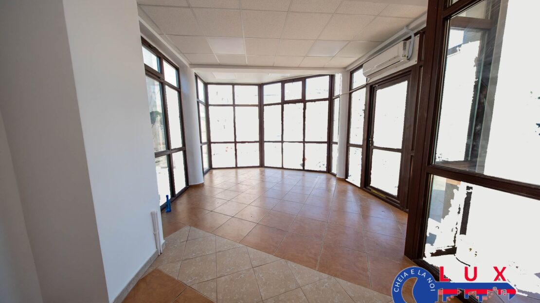Fotografie: ID 8264 DE ÎNCHIRIAT – Spațiu comercial – Cartier Vest