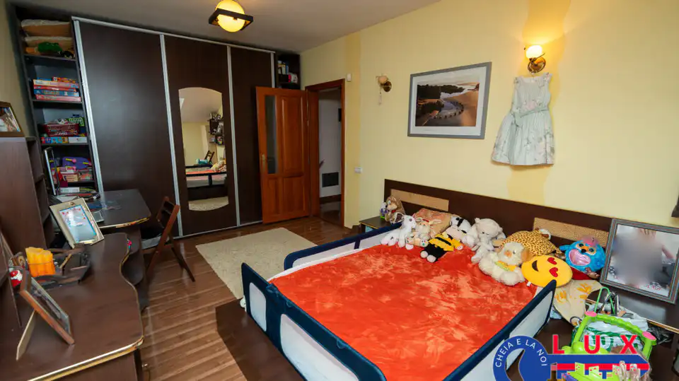 Fotografie 11: Duplex propus spre, Ultracentral