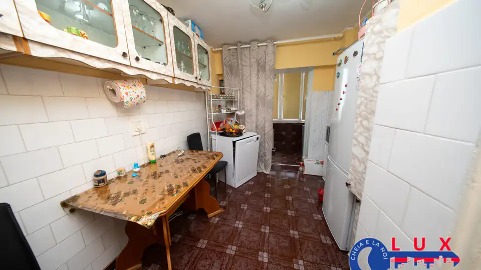 Fotografie 7: Apartament 3 camere, Strada Victoriei, Etaj 2