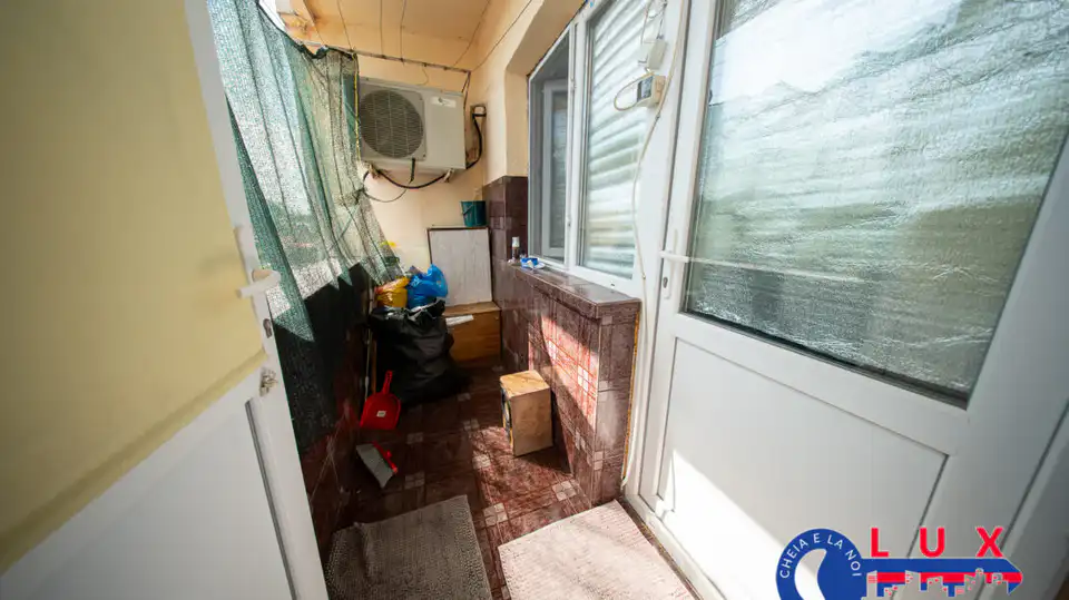 Fotografie 12: Apartament 3 camere, Strada Victoriei, Etaj 2