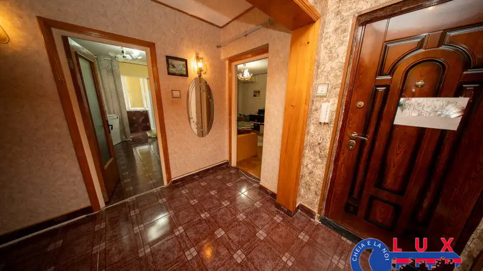 Fotografie 5: Apartament 3 camere, Strada Victoriei, Etaj 2