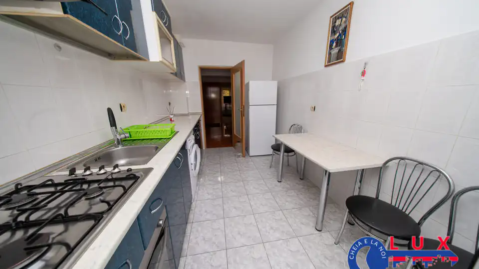 Fotografie 9: Apartament 3 Camere, Strada Babadag, Etaj 2