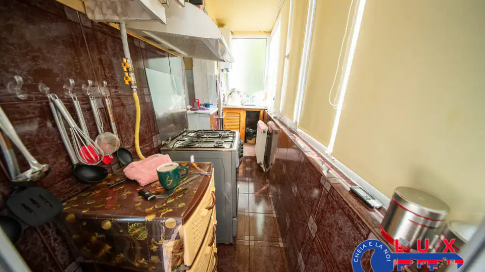 Fotografie 11: Apartament 3 camere, Strada Victoriei, Etaj 2