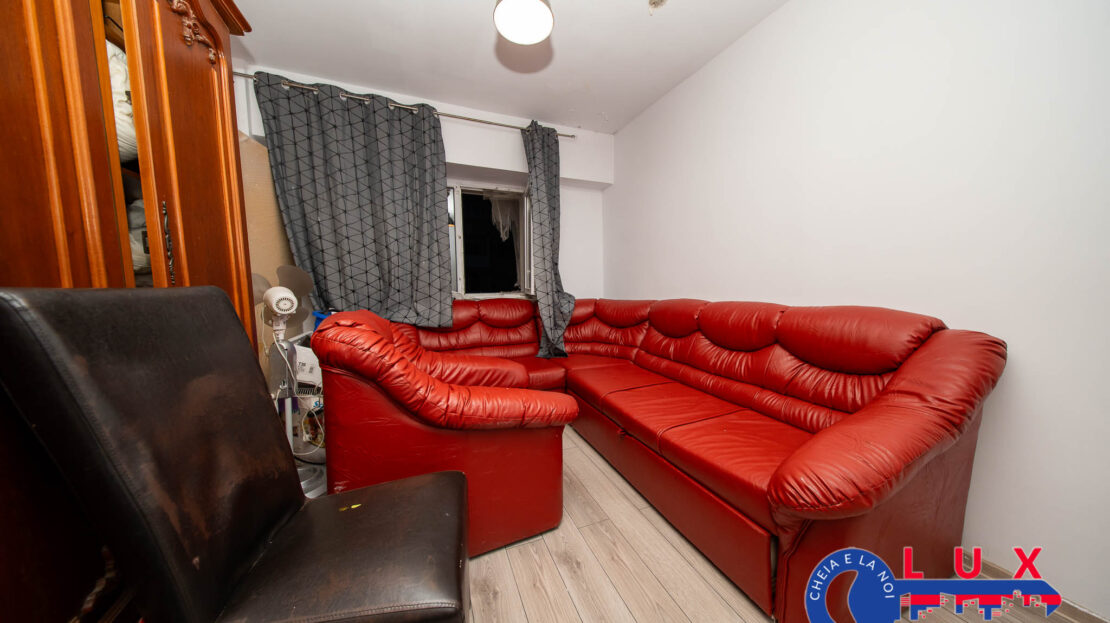 Fotografie: ID 3654 Apartament 3 camere de VANZARE
