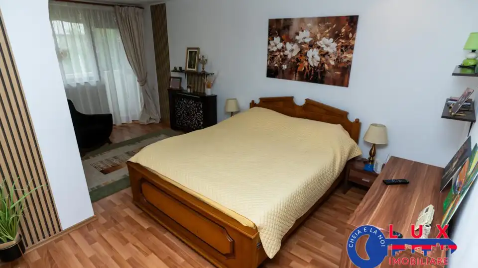 Fotografie 50: Vilă centrală cu spații generoase