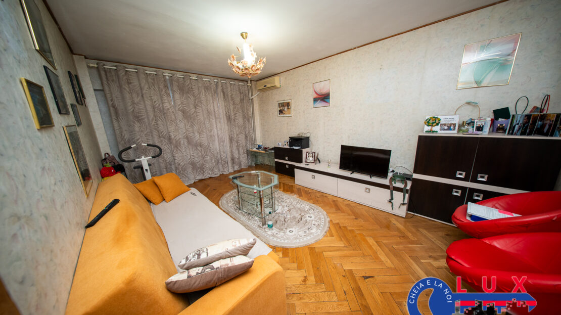 Fotografie: ID 3671 | Apartament 3 camere | Strada Victoriei | Etaj 2