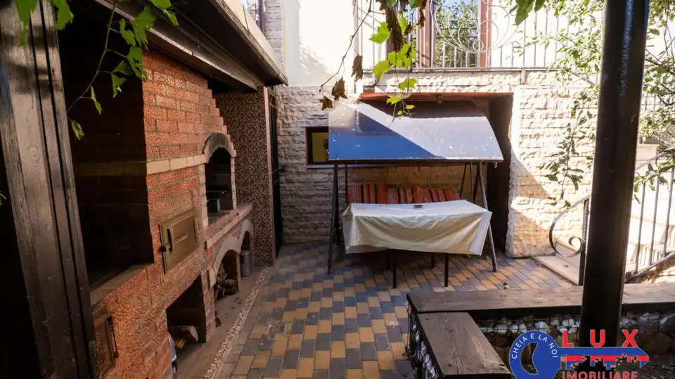 Fotografie 68: Vila modernă D+P+E+pod în Zona Alexandru cel Bun