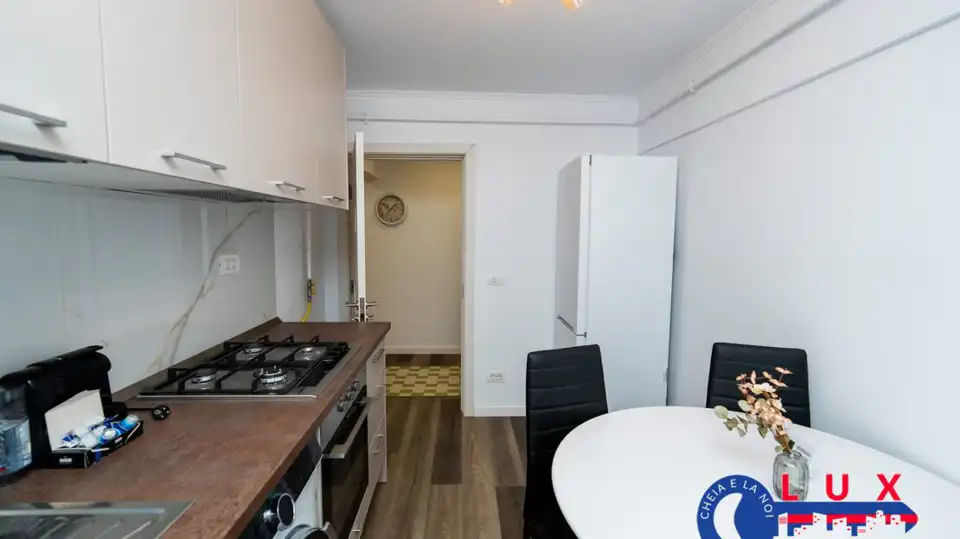 Fotografie 8: Apartament 3 camere complet renovat