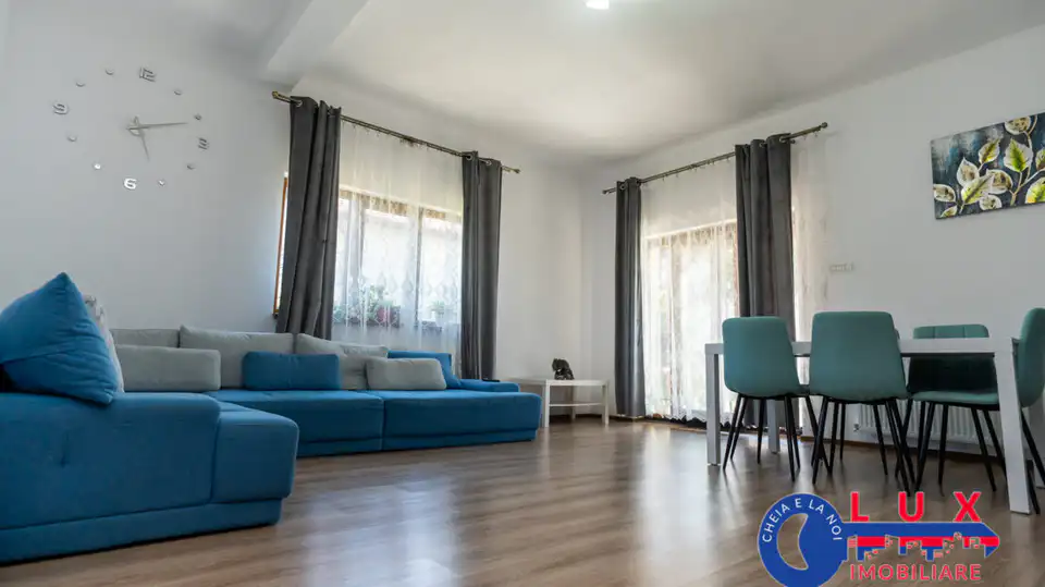 Fotografie 15: Casă modernă P+E+pod în zona Rosa