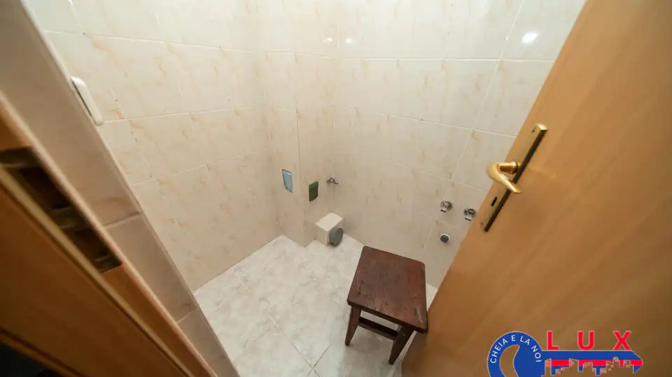 Fotografie 19: Apartament 3 Camere, Strada Babadag, Etaj 2