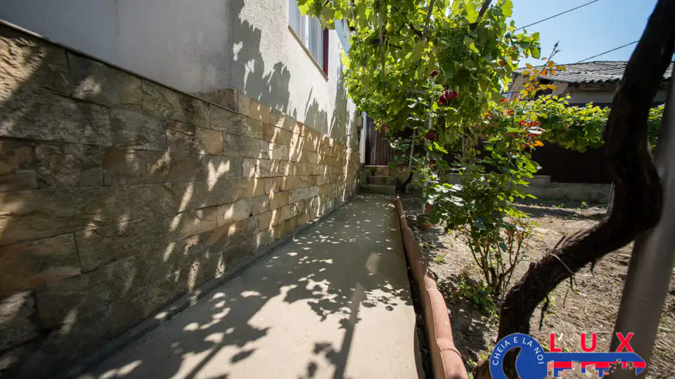Fotografie 19: Casă primitoare în zona Pescarilor