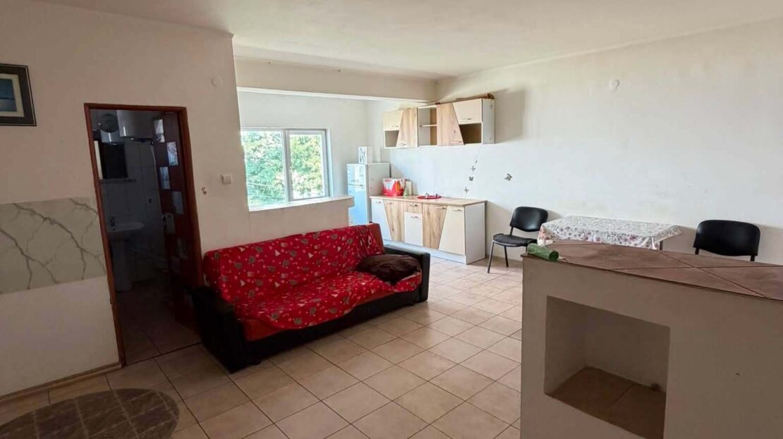 Fotografie: ID 114 | ÎNCHIRIERE | APARTAMENT 3 CAMERE