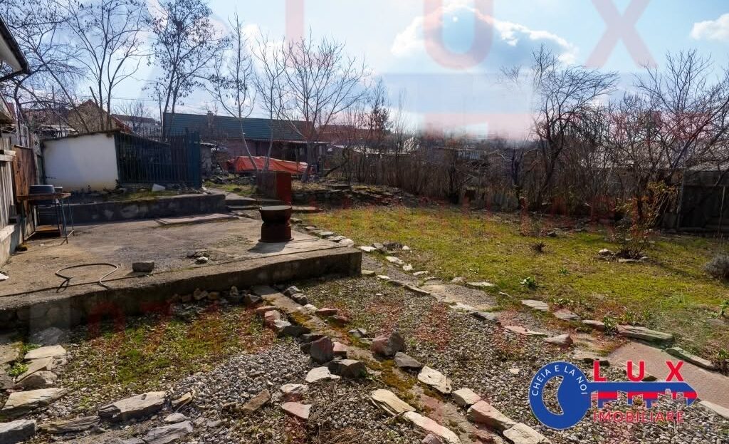 Fotografie 3: ID 6668 Teren cu casa in Cartier E3