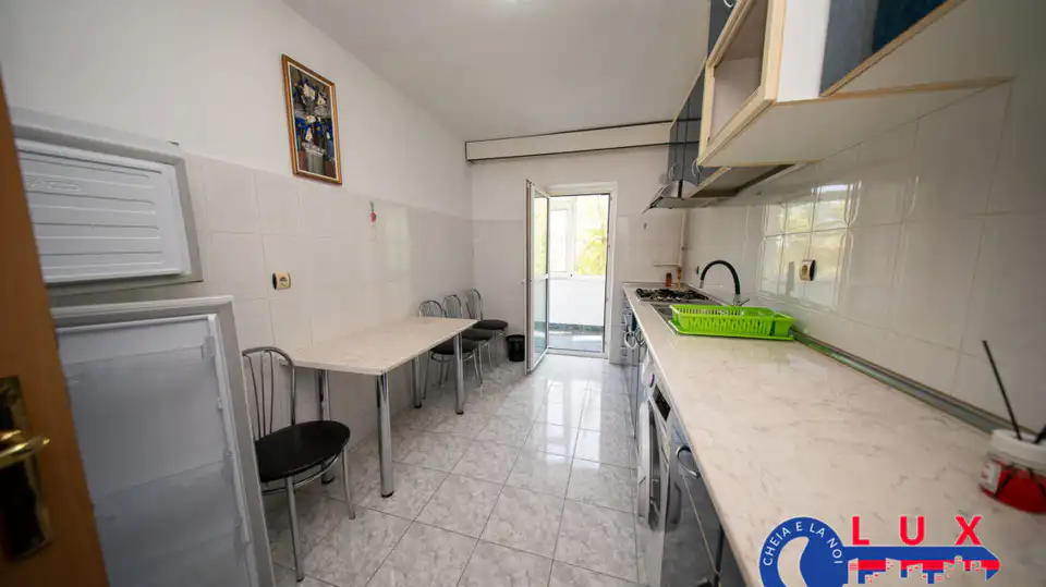 Fotografie 8: Apartament 3 Camere, Strada Babadag, Etaj 2