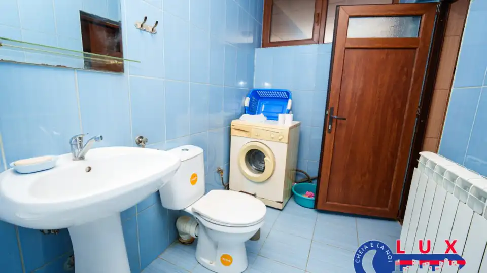 Fotografie 18: Exclusivitate, Casă PE Strada Trandafirilor