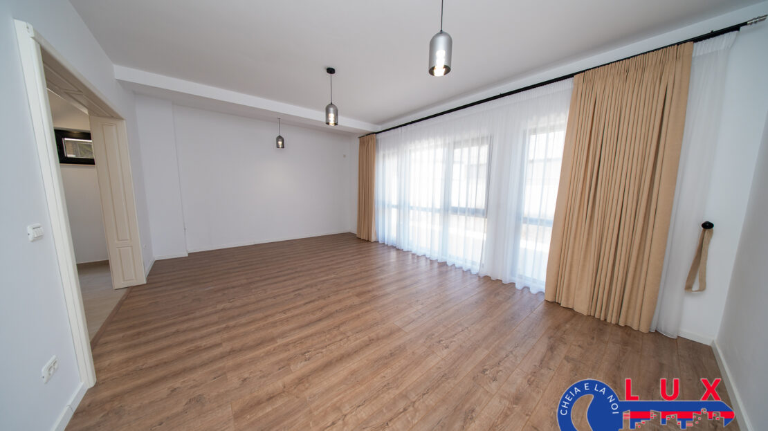 Fotografie 2: ID 6738 Vila P+M în zona 9 Mai