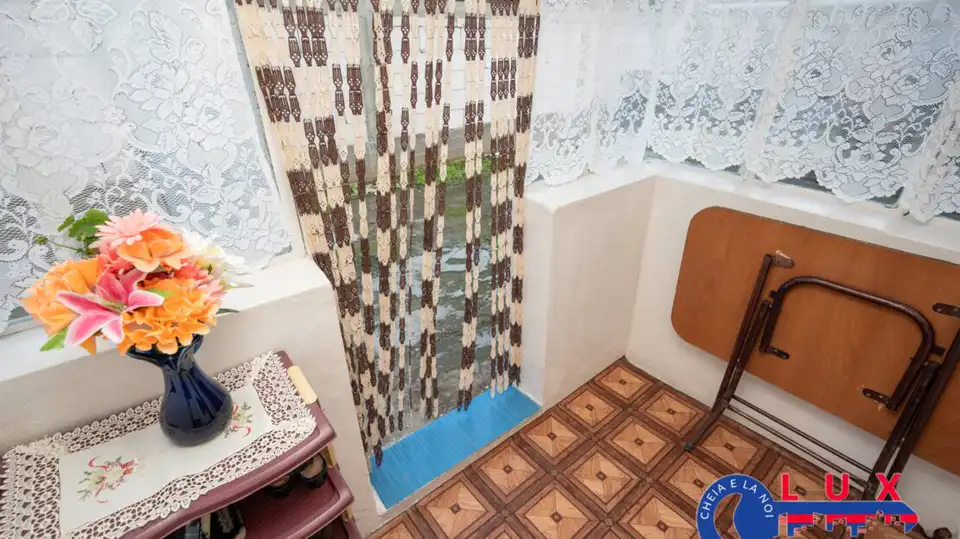 Fotografie 4: Casa la sol, Str. Viticulturii